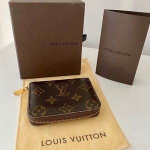Louis Vuitton Zippy Coin Purse